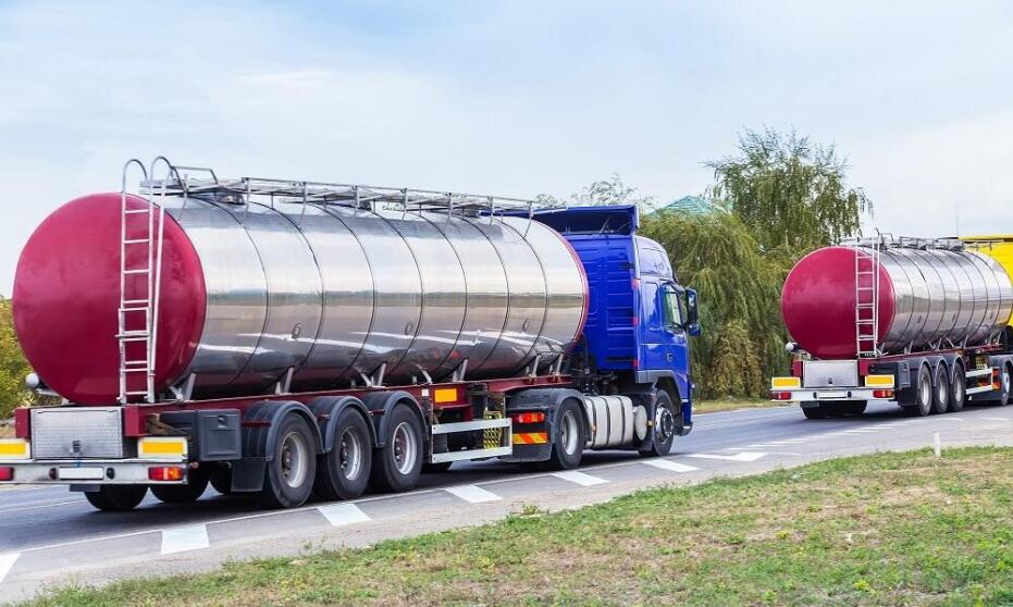 Jakim wymogom muszą sprostać przewoźnicy oleju spożywczego?