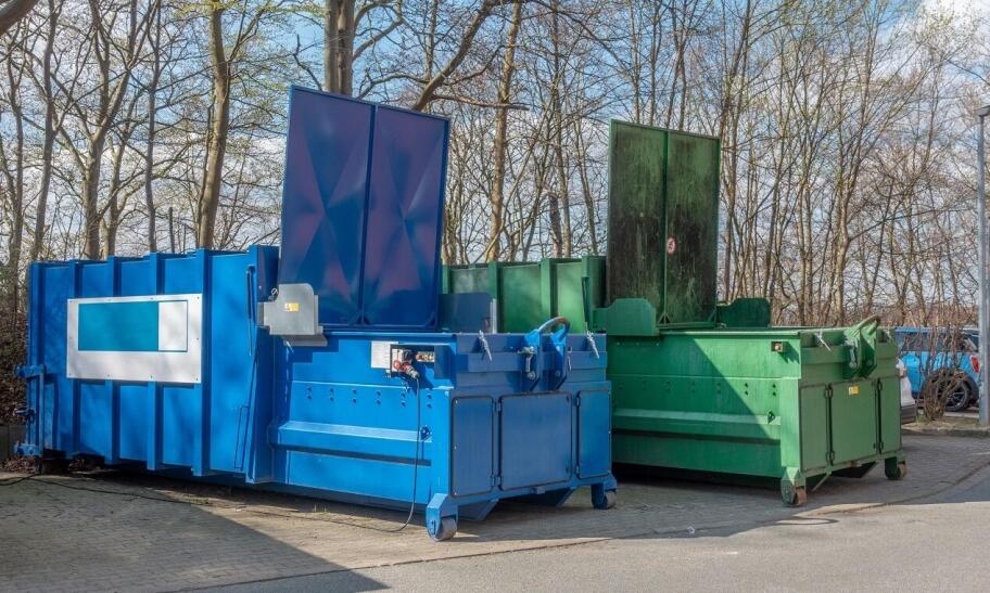 Z systemem hakowym czy bramowym? Jaki kompaktor na odpady jest lepszy? Z systemem hakowym czy bramowym? Jaki kompaktor na odpady jest lepszy?