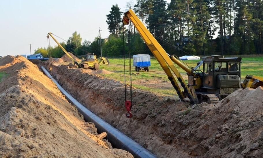 Jak przebiega budowa sieci wodociągowych?