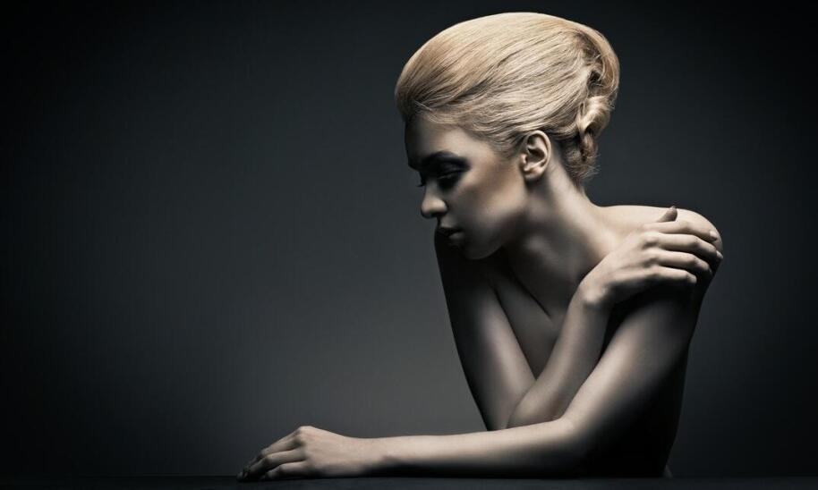 Czy do aktu trzeba całkowicie się rozebrać? 