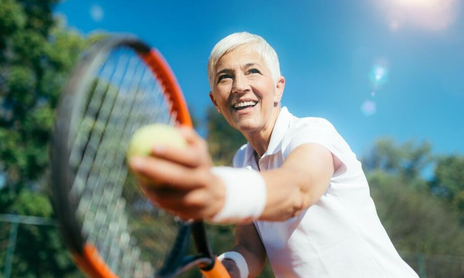 Dlaczego tenis to dobra aktywność również dla seniorów? Dlaczego tenis to dobra aktywność również dla seniorów?