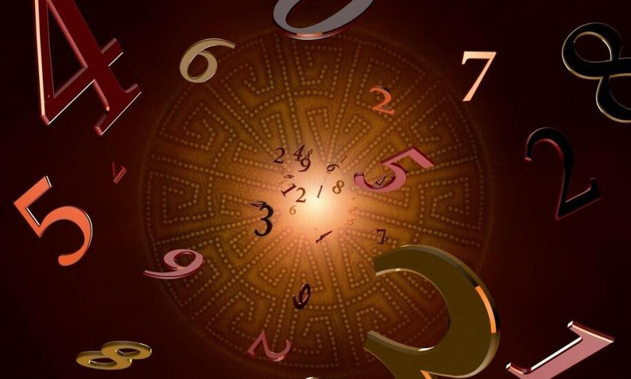 Dlaczego warto zaufać numerologii online?