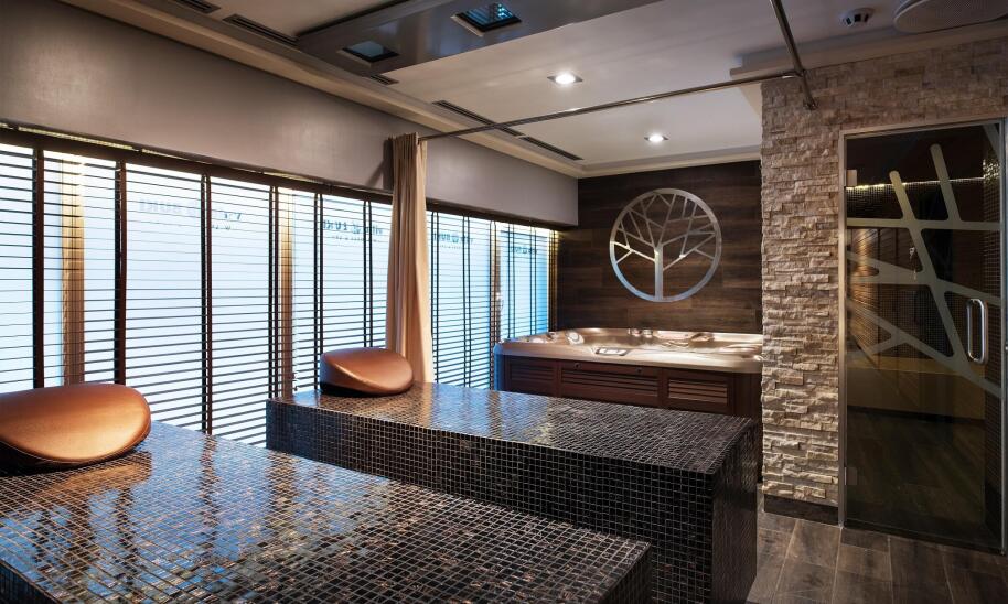 Jak zapewnić sobie idealny wypoczynek podczas urlopu nad morzem?