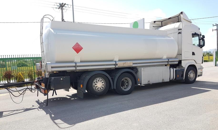 W jaki sposób transportowany jest gaz płynny? 