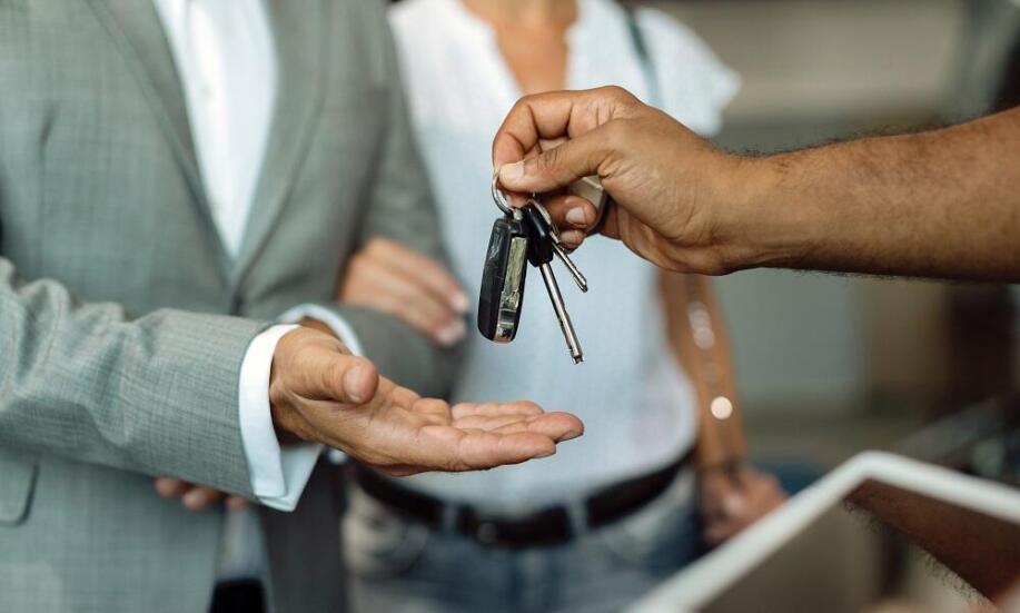 Czy warto wynająć samochód na wyjazd za granicę?