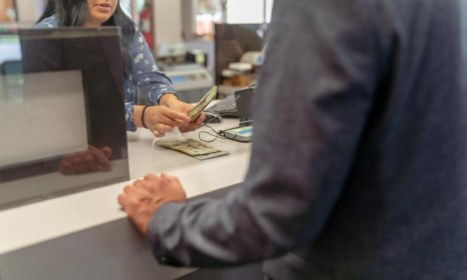 Kantor jako miejsce do realizacji transakcji międzynarodowych