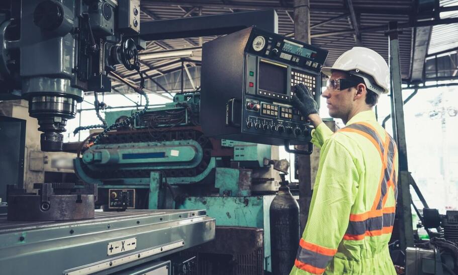 Pracownik utrzymania ruchu w branży opakowań metalowych - praca w Małomicach