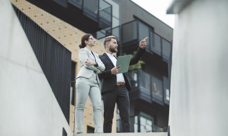 Porównanie ofert sprzedaży, wynajmu i zamiany nieruchomości