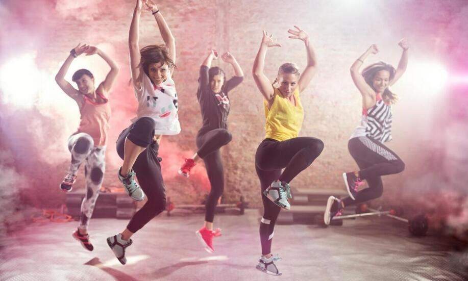 Joga i Zumba Gold - dlaczego warto je włączyć do swojego planu treningowego?