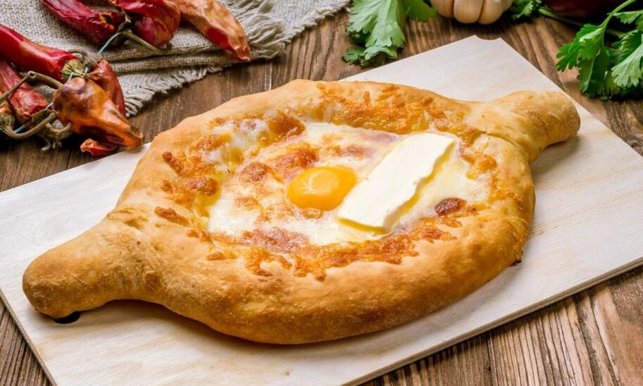 Desery prosto z Gruzji: słodkości, które warto spróbować