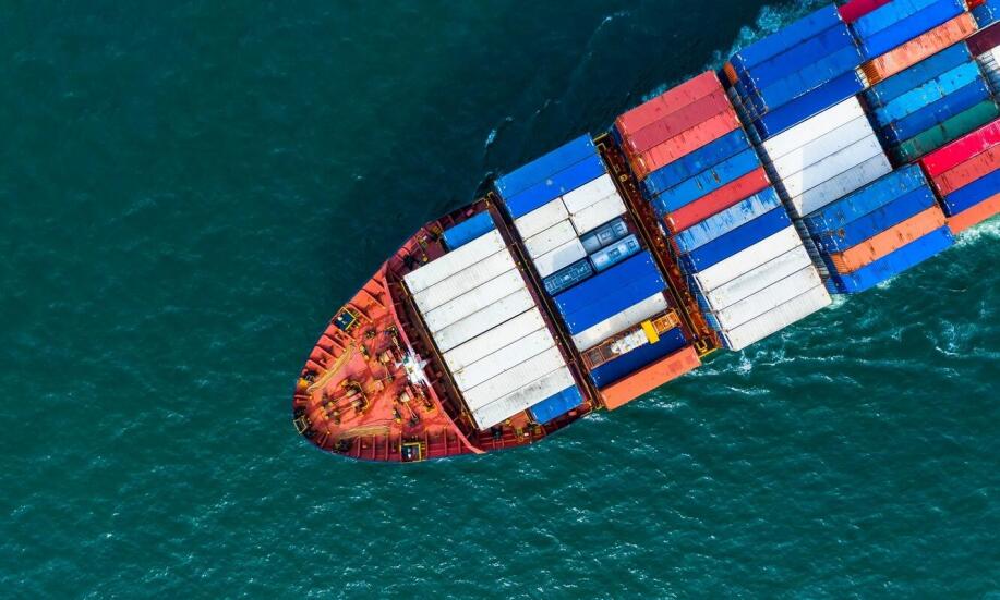 Bezpieczeństwo transakcji przy imporcie towarów z Chin - jak się zabezpieczyć przed oszustwami?