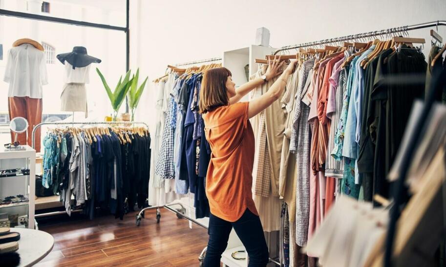 Porady dla kobiet szukających swojego stylu - jak eksperymentować z modą?