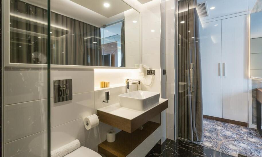 Komfortowe pokoje z wysokim standardem wyposażenia