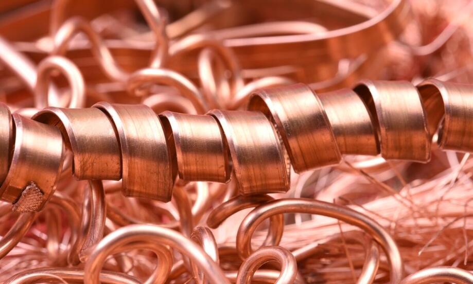 Wystawianie odpowiedniej dokumentacji - jakie wymogi muszą spełnić firmy zajmujące się recyklingiem odpadów przemysłowych?