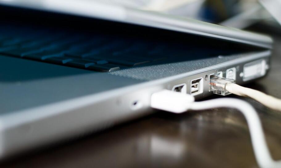 Dostęp do szybkiego internetu Wi-Fi na terenie całego hotelu