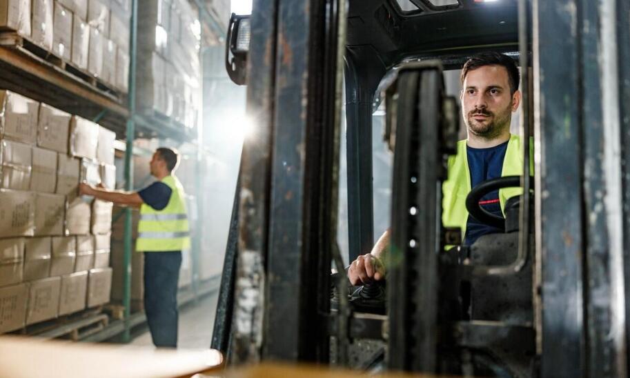 Jak zminimalizować koszty eksploatacji wózków widłowych?