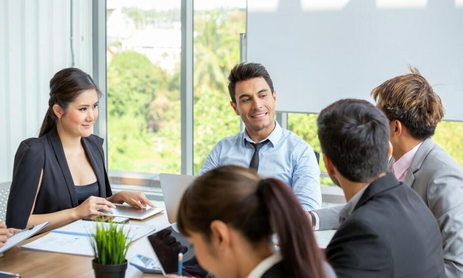 Outsourcing IT – oszczędności i elastyczność w zarządzaniu zasobami