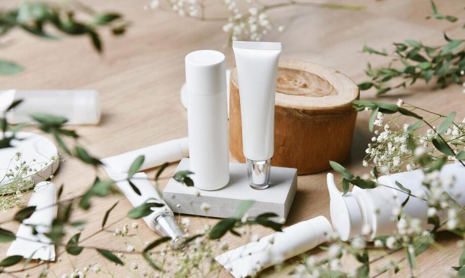 Opakowania kosmetyczne a regulacje prawne - co warto wiedzieć?