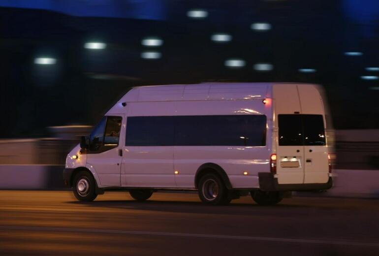 Jak zorganizować transport na indywidualne życzenie?