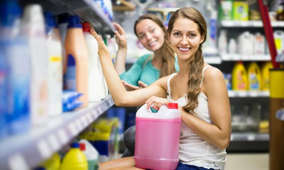 Akcesoria toaletowe: szeroki wybór w ofercie chemii Tychy Akcesoria toaletowe: szeroki wybór w ofercie chemii Tychy