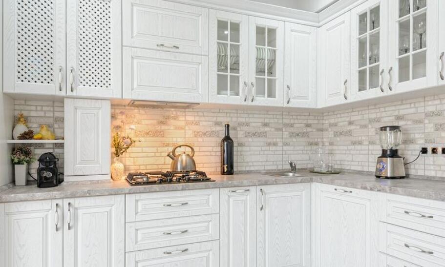 Dlaczego warto inwestować w unikalny design mebli kuchennych?