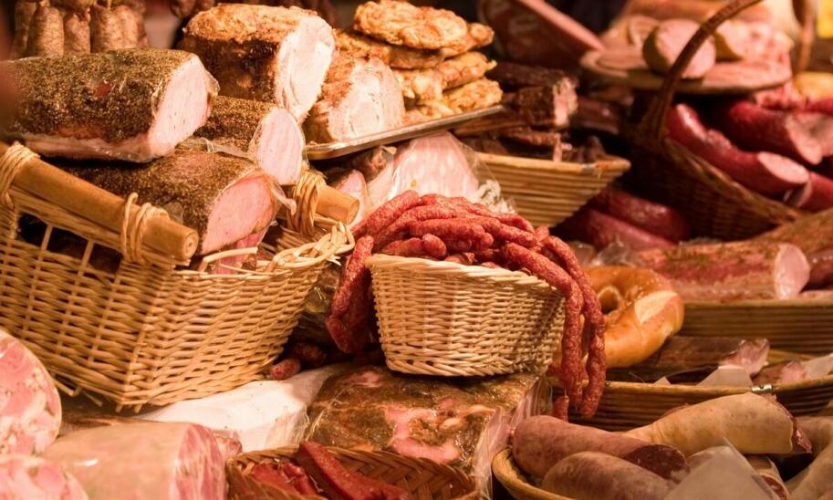 Sklepy mięsne Pomorza a oferta dla osób z ograniczeniami dietetycznymi