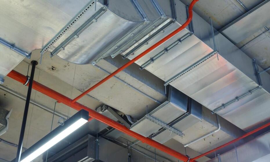 Dlaczego regularny przegląd systemów oddymiania jest kluczowy dla bezpieczeństwa pożarowego?