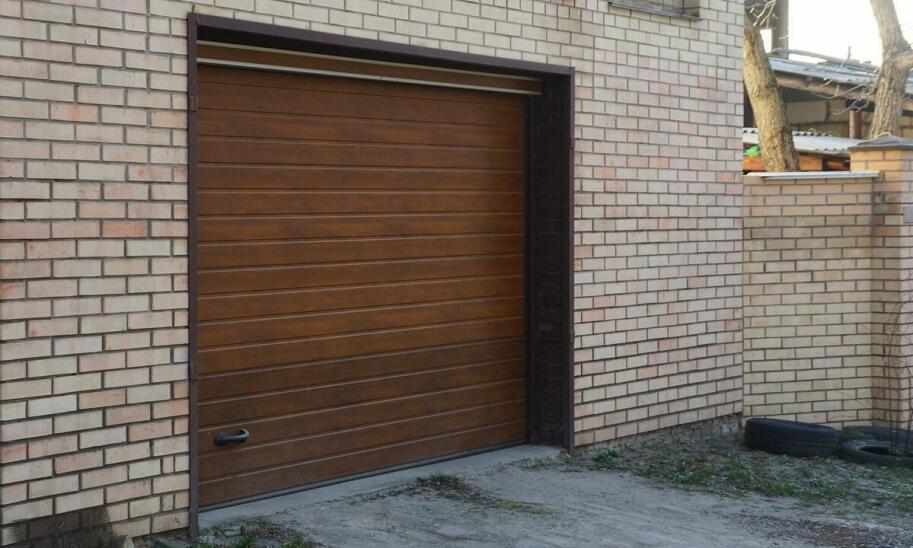 Gwarancja i serwis bram garażowych - co warto wiedzieć?
