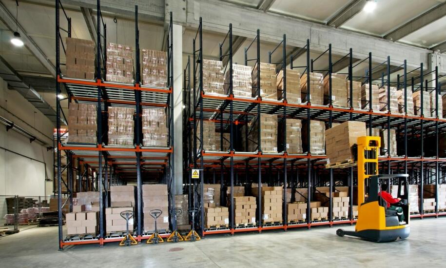 Jakie są korzyści z inwestycji w nowoczesne regały wspornikowe?