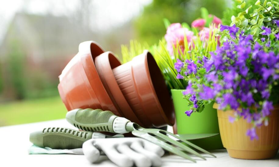 Jak przygotować się do sezonu prac polowych z pomocą kramp sklepu internetowego?