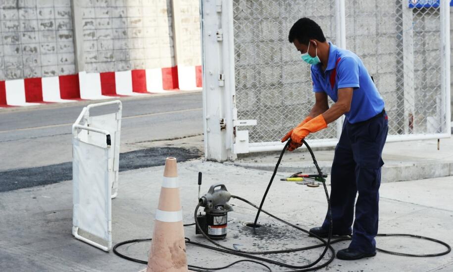 Czy można uniknąć problemów z kanalizacją dzięki regularnemu czyszczeniu?