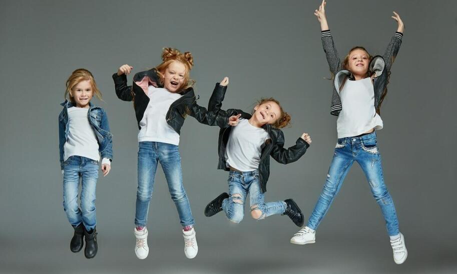 Chlapcenská bunda a bezpieczeństwo: na co zwrócić uwagę przy wyborze?