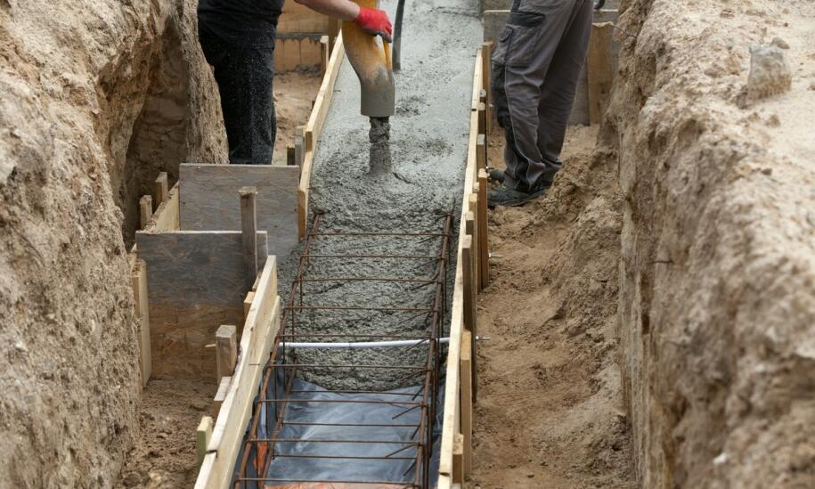 Beton towarowy w budownictwie komercyjnym: elastyczność i wytrzymałość