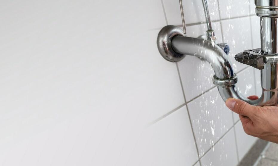 Instalacje wodnokanalizacyjne a oszczędność wody – jak to działa?