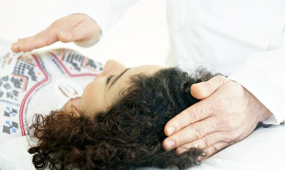 Osteopatia jako wsparcie w terapii zawrotów głowy i szumów usznych