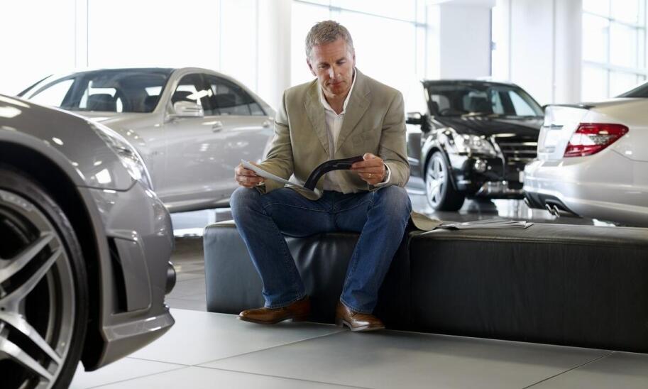 Jak przygotować się do wynajmu samochodu na specjalną okazję?