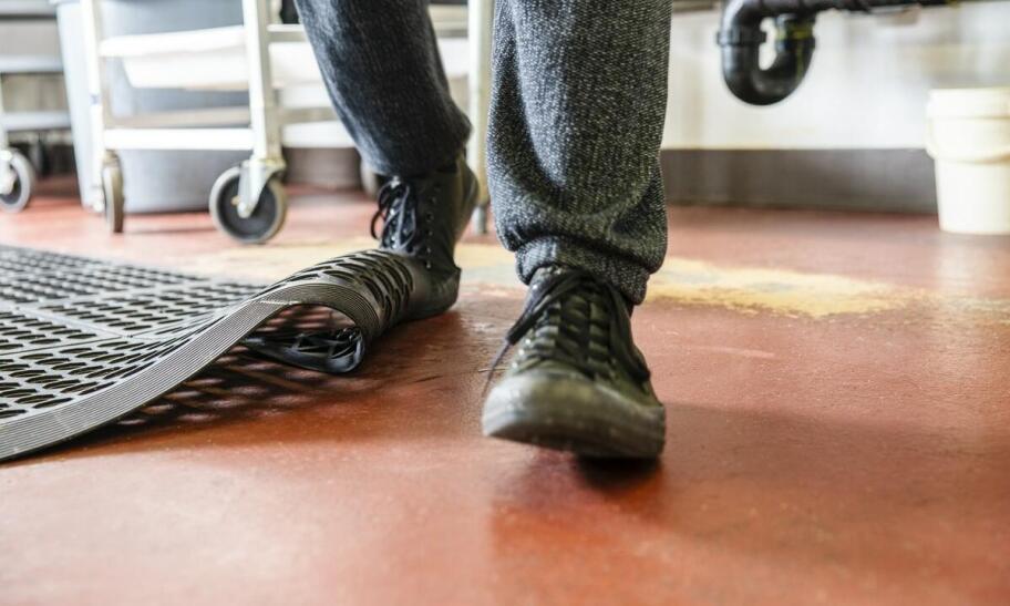 Obuwie robocze - jakie modele zapewniają najwyższy komfort i bezpieczeństwo? Obuwie robocze - jakie modele zapewniają najwyższy komfort i bezpieczeństwo?