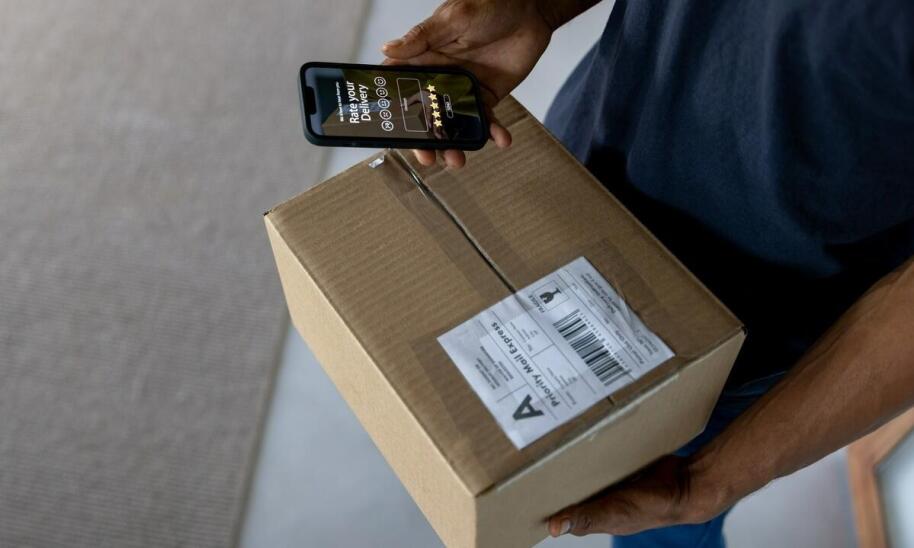 Szybki dowóz pizzy - jak zamówić i jakie są czasy dostawy?