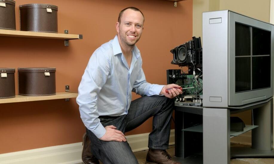 Co sugeruje, że konieczna jest naprawa aparatu Canon?