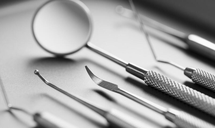 Jak przygotować się do zabiegu zakupu licówek porcelanowych?