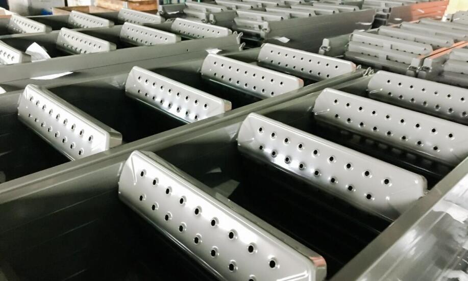 Zastosowanie usług malowania konstrukcji stalowych w renowacji obiektów przemysłowych