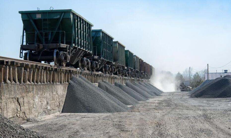 Transport piasku w Szczecinie – jakie są dostępne opcje dostawy?