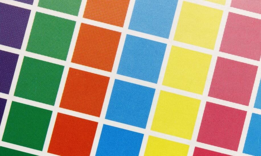 Zastosowanie teorii kolorów w praktyce – co dowiesz się na kursie grafiki?