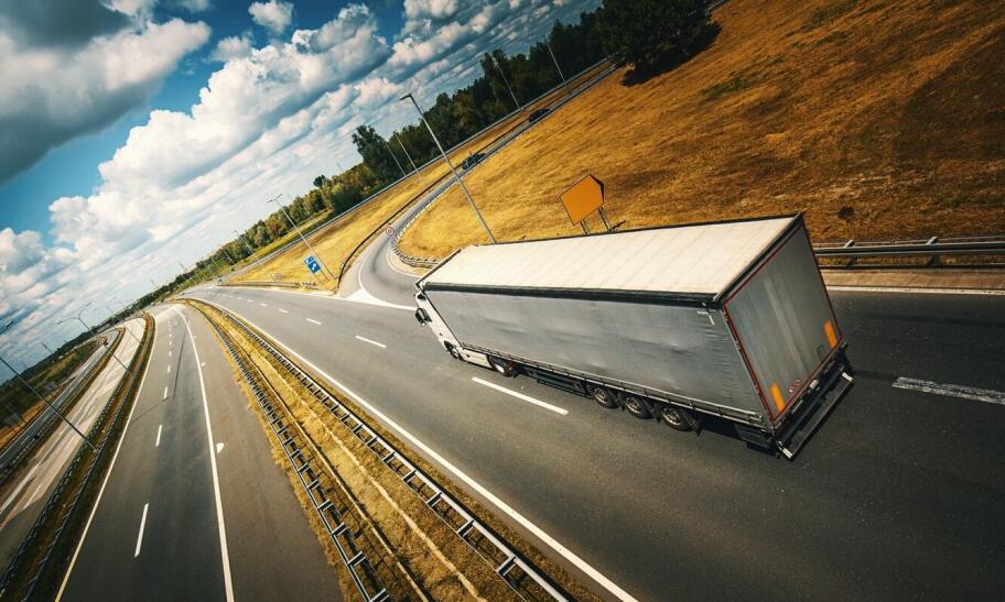 Jakie wyzwania można pokonać dzięki wdrożeniu programu do zlecen transportowych w firmie? Jakie wyzwania można pokonać dzięki wdrożeniu programu do zlecen transportowych w firmie?