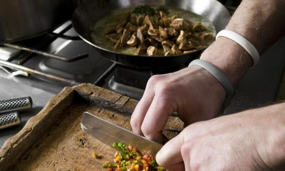 Jakie kolory i efekty można uzyskać dzięki mieszalni lakierów?