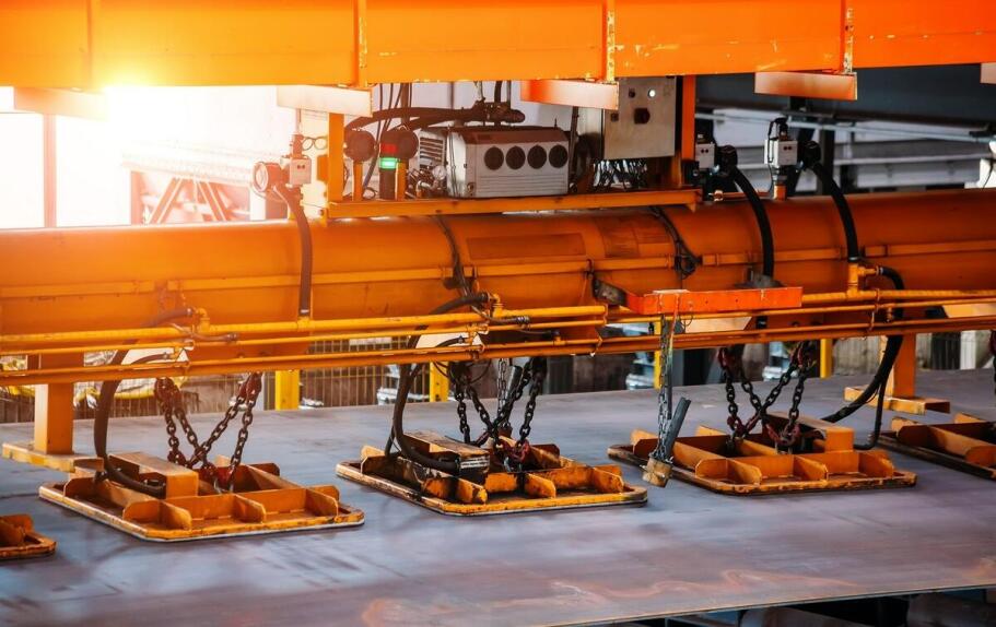 Jak uchwyt magnetyczny wspiera procesy produkcyjne w przemyśle?