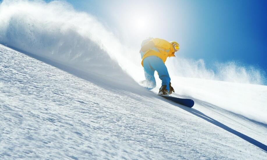 Dlaczego warto zdecydować się na intensywne, 5-dniowe szkolenie z jazdy na snowboardzie?