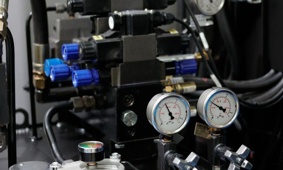 Jak zaawansowane systemy wtrysku gazu poprawiają osiągi silnika?