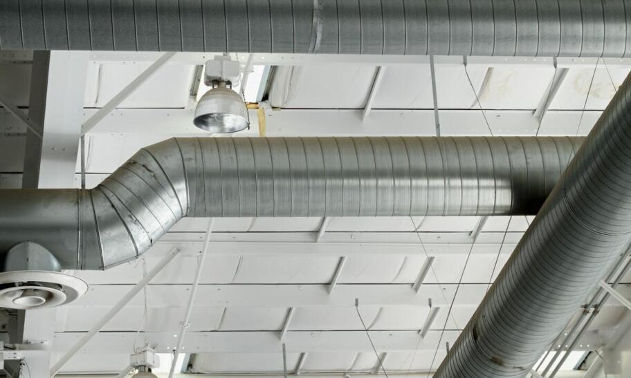 Jakie są zalety rękawów nawiewnych w systemach klimatyzacyjnych?