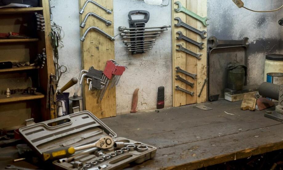 Jak często należy ostrzyć tarczę widiową, aby zapewnić optymalną wydajność?